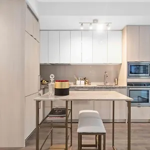  Apartment In The Canada